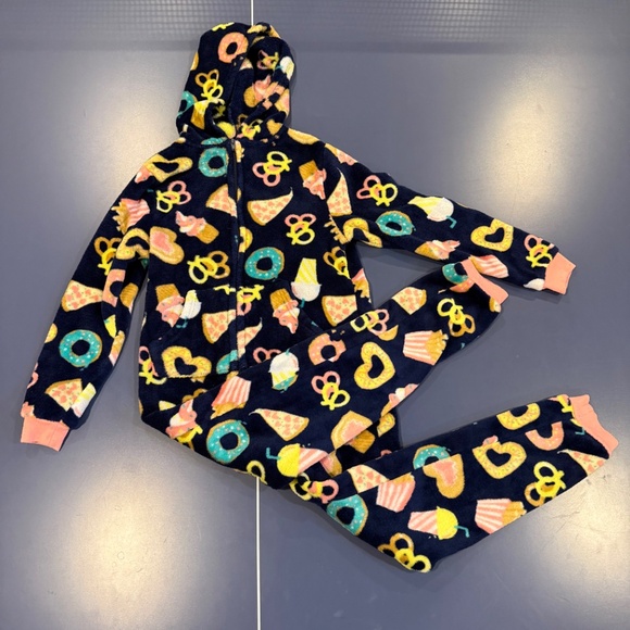 Size 8 Carters/Cat & Jack Fleece Footed Pajamas Set - Picture 10 of 14